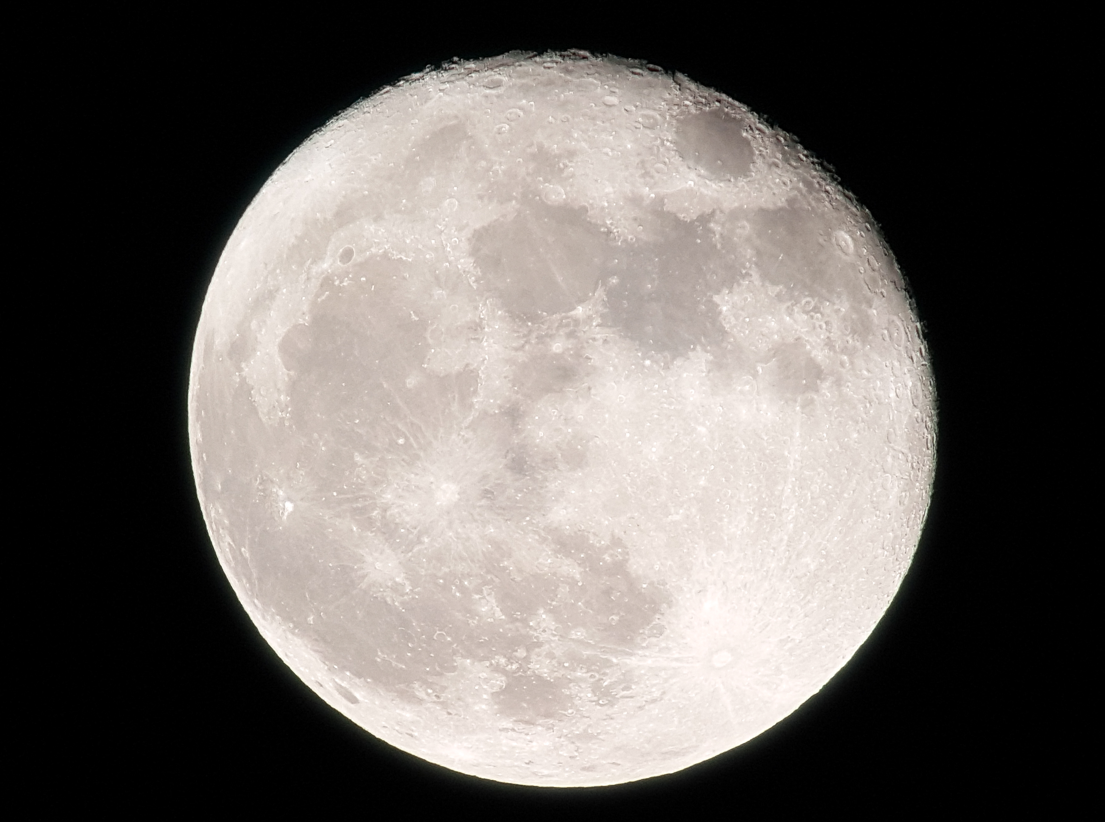 La luna piena del 13 Gennaio 2017 - Galaxy S7 con Apo Televid 82