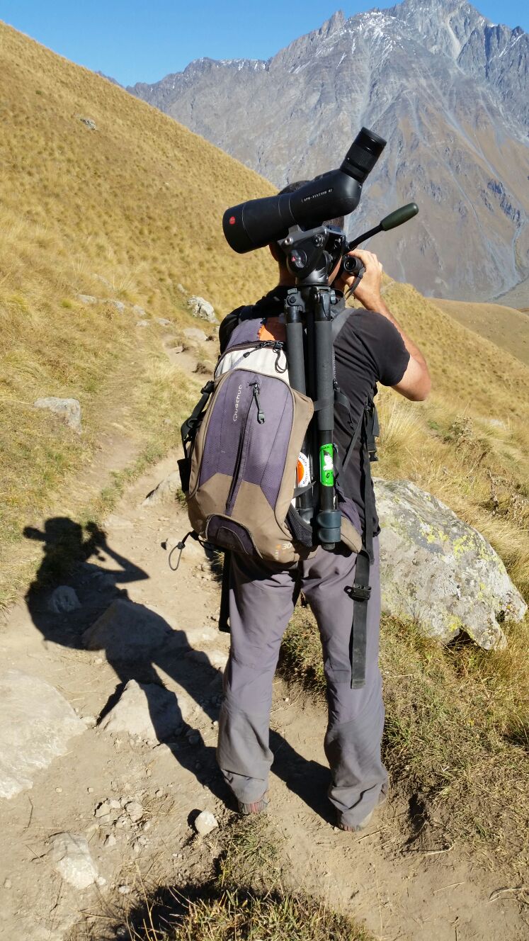 Andrea Corso in viaggio con tutta la sua attrezzatura