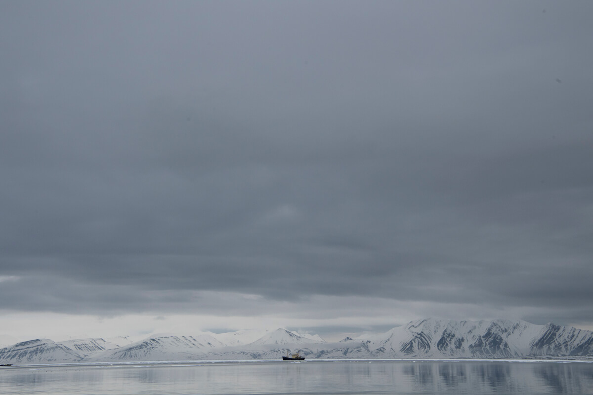 Leica Natura polo nord Isole Svalbard Stefano Unterhtiner, tra i ghiacci con Leica Sport Optics e i binocoli noctivid e ultravid