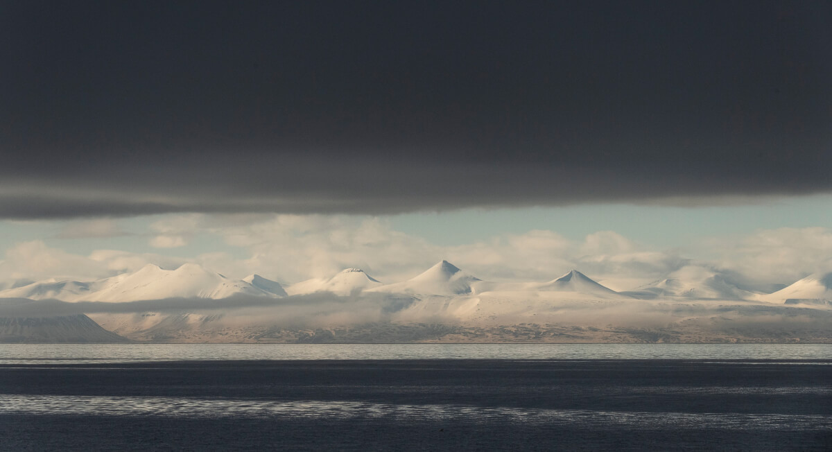 Leica Natura polo nord Isole Svalbard Stefano Unterhtiner, tra i ghiacci con Leica Sport Optics e i binocoli noctivid e ultravid. Masterclass fotografica. 